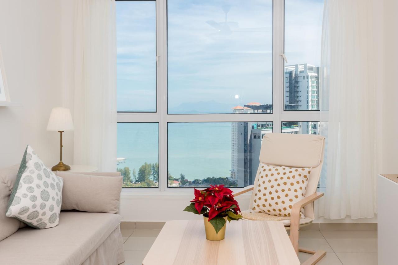 White Lagom Scandinavian House, By Sanguine Apartment Tanjung Tokong Luaran gambar